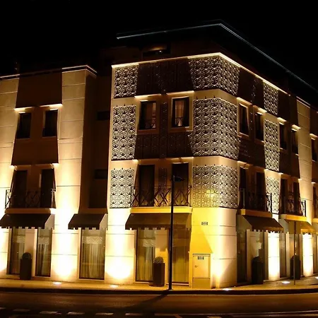 Moliceiro 4*