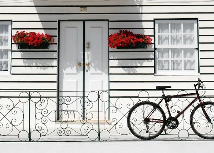 Отель Moliceiro Авейру